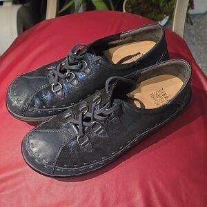 ZIERA Navy Swirl Leather lace-up Shoe , size 9.5 (40W)
